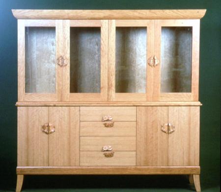 Dogwood hutch