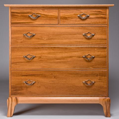 Traditional chest of drawers with brass handles